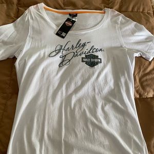 Harley Davuson new white logo t shirt.  Pocono mountains